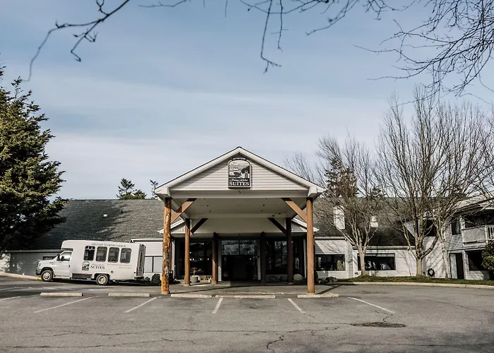 Friday Harbor Suites