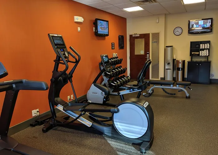 Hampton Inn & Suites Cincinnati-Union Centre