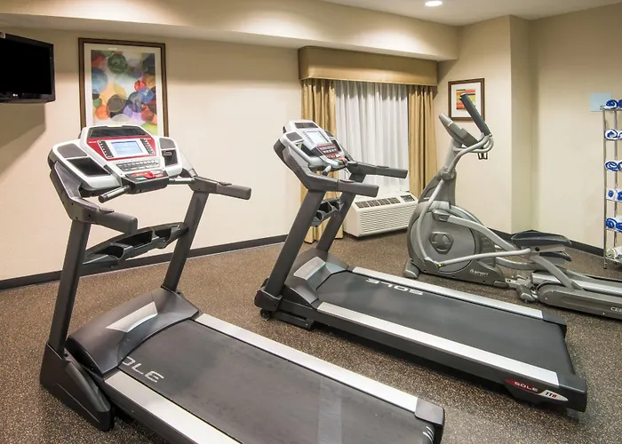 Holiday Inn Express & Suites - Sharon-Hermitage By Ihg