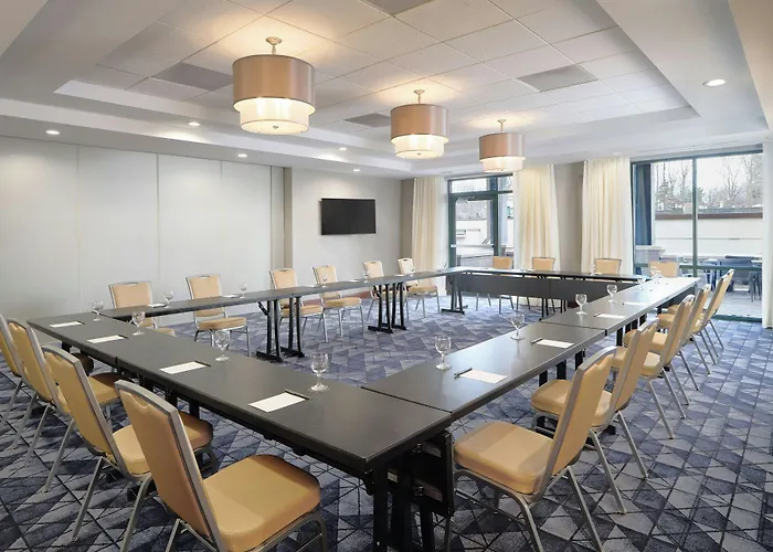 Courtyard By Marriott Saratoga Springs