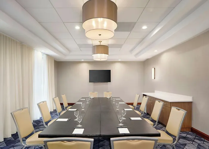 Courtyard By Marriott Saratoga Springs