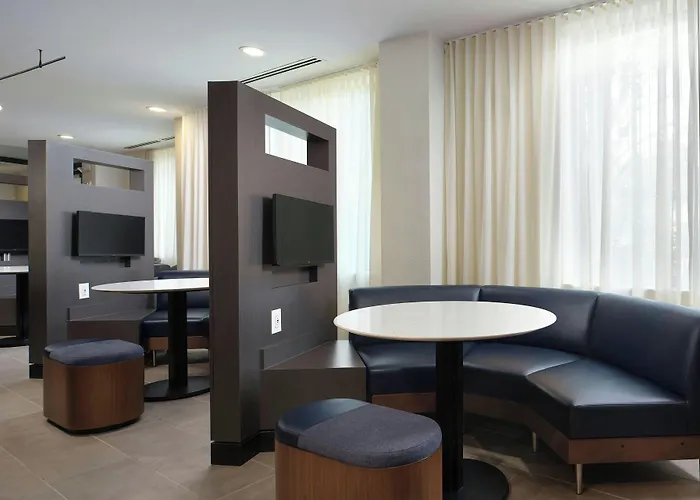 Courtyard By Marriott Saratoga Springs