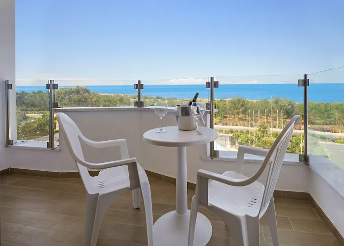 Avlida Hotel