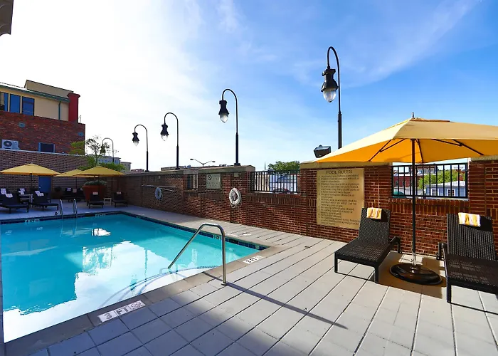 Hilton Garden Inn Savannah Historic District