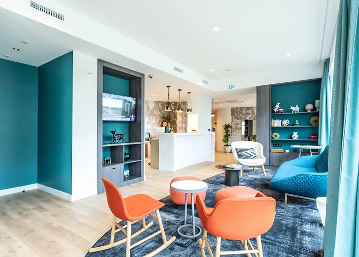 Hotel The Originals City Le Berry - Proche Centre-Ville - Gare