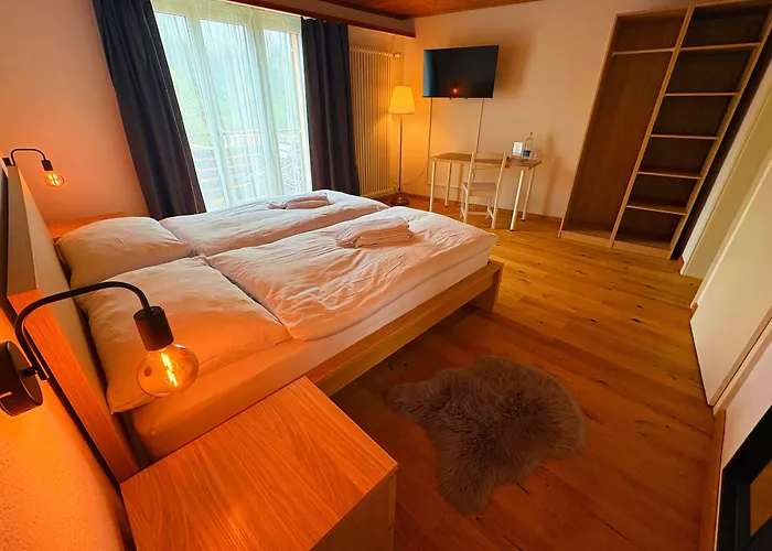 Madrisa Lodge