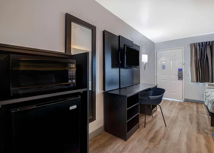 Motel 6-Buttonwillow, Ca Central