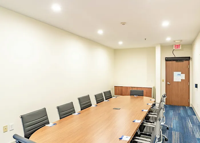 Holiday Inn Express Hereford By Ihg