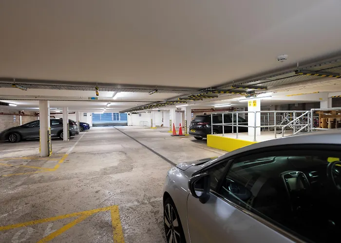 Holiday Inn Express Swindon City Centre By Ihg