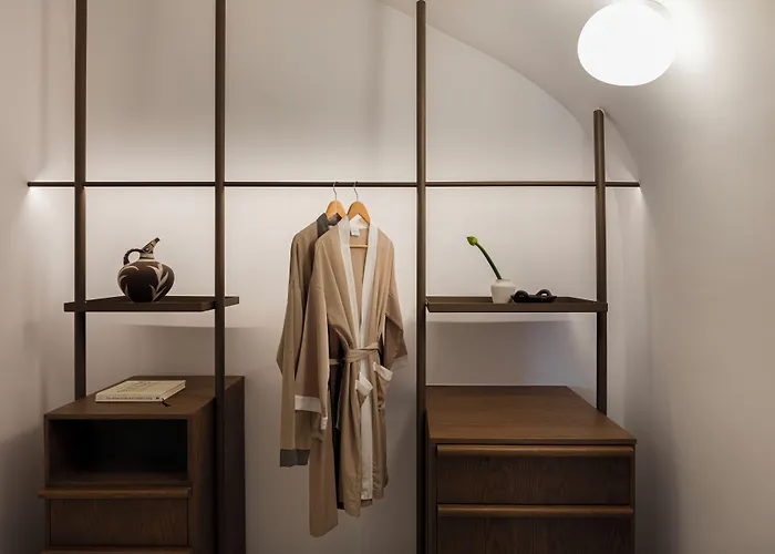 Canaves Epitome - Small Luxury Hotels Of The World