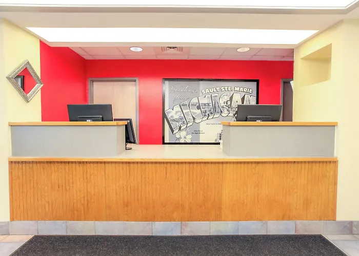 Super 8 By Wyndham Sault Ste. Marie