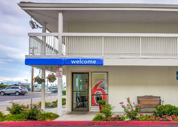 Motel 6-Medford, Or - North