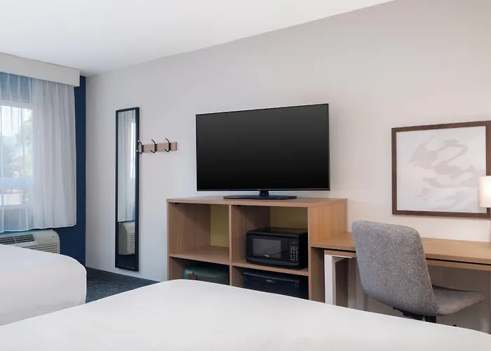 Spark By Hilton Springfield Eugene