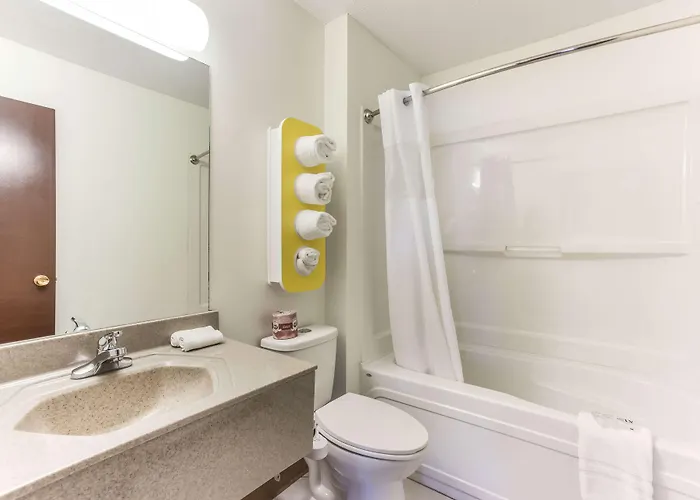 Motel 6-Lethbridge, Ab