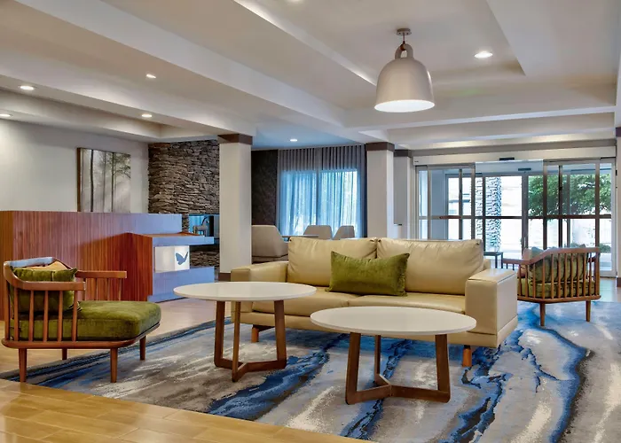 Fairfield Inn & Suites By Marriott Greenwood
