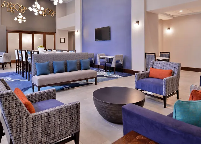 Hampton Inn & Suites Legacy Park-Frisco