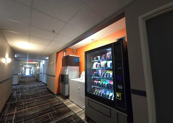 Reston Inn & Suites
