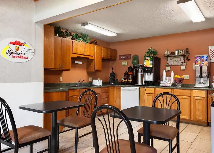 Super 8 By Wyndham Concordia