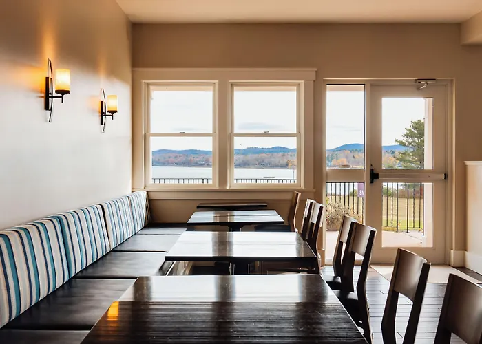 Belfast Harbor Inn