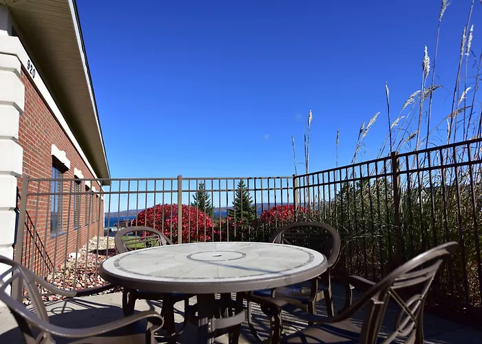 Hampton Inn & Suites Petoskey