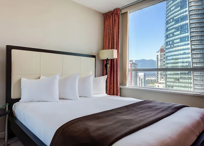 Carmana Hotel & Suites