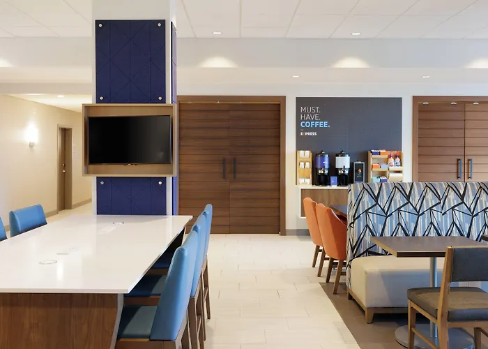 Holiday Inn Express & Suites Chicago - Matteson By Ihg