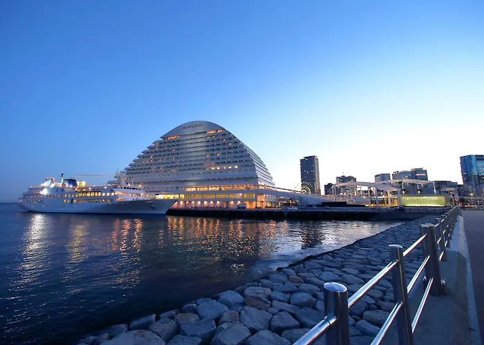Kobe Meriken Park Oriental Hotel