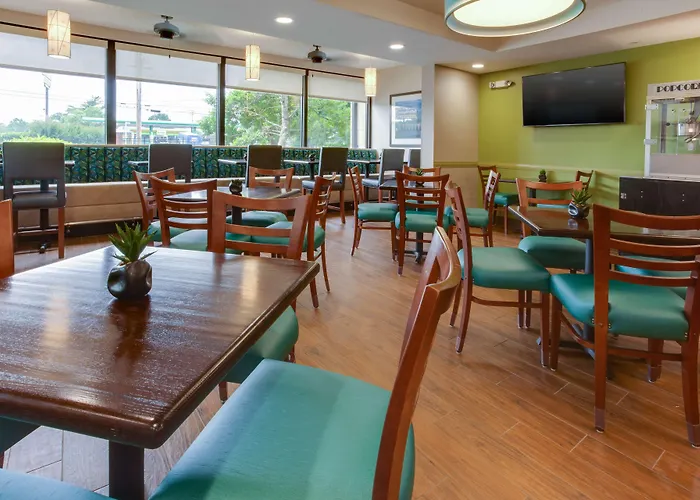 Drury Inn & Suites Nashville Airport