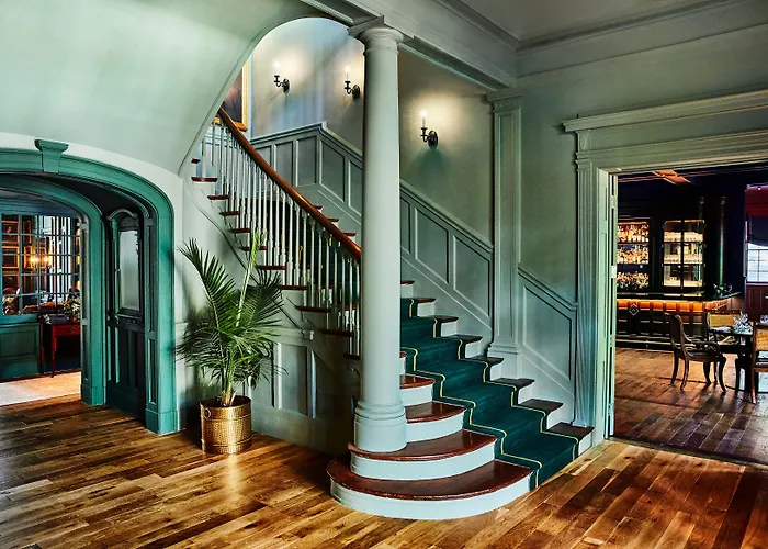 The Vanderbilt, Auberge Collection