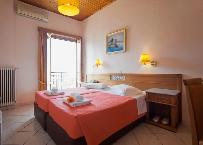 Acropole Delphi City Hotel