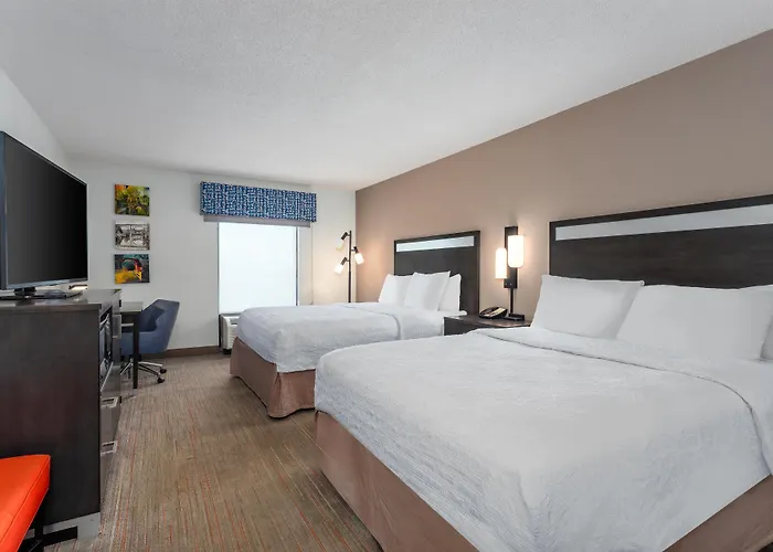 Hampton Inn Akron-South