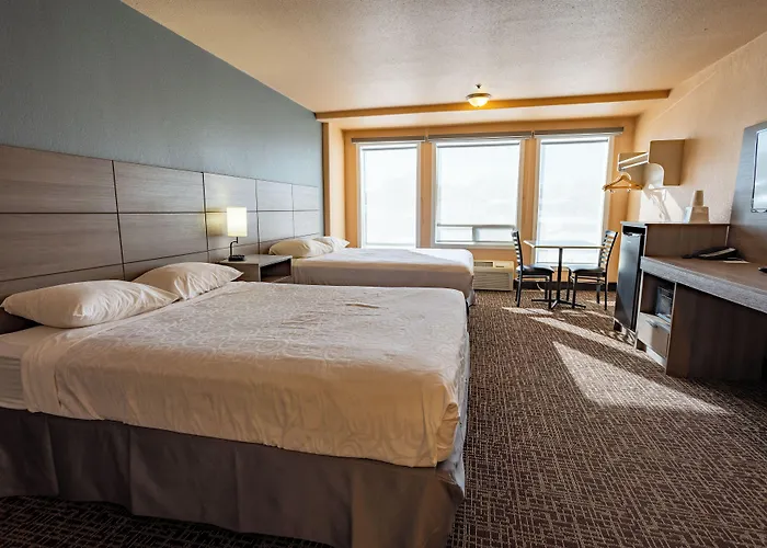 Ramada By Wyndham Cranbrook
