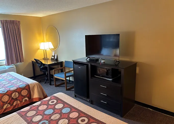 Super 8 By Wyndham Du Quoin