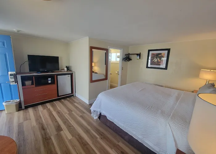 Days Inn By Wyndham - Cape Cod