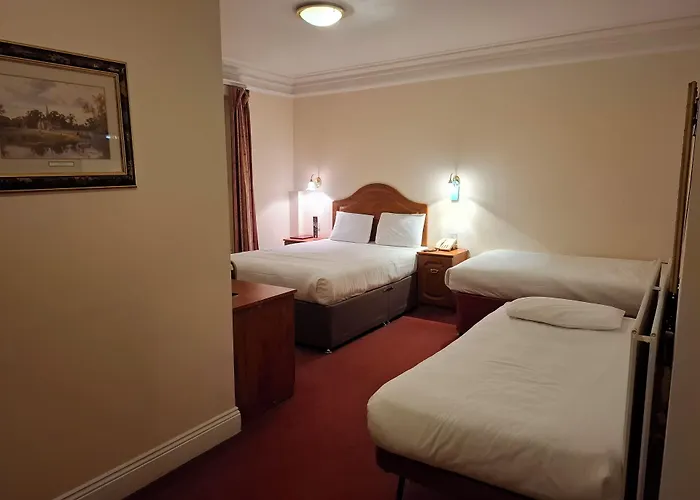 Borough Arms Hotel