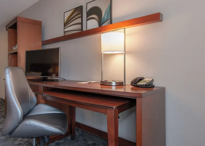 Courtyard By Marriott Charlotte Lake Norman