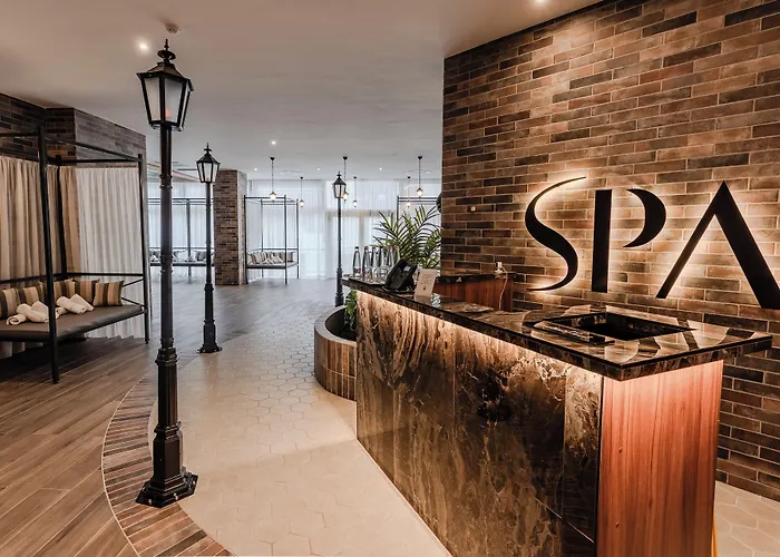 Pannonia Hotel