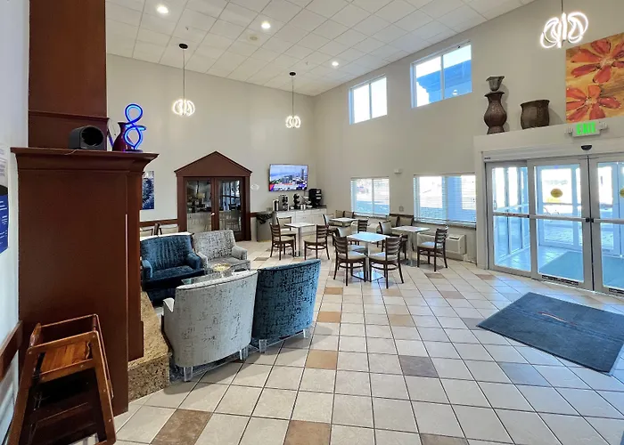 Baymont By Wyndham Litchfield