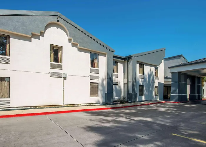 Quality Inn & Suites Lafayette