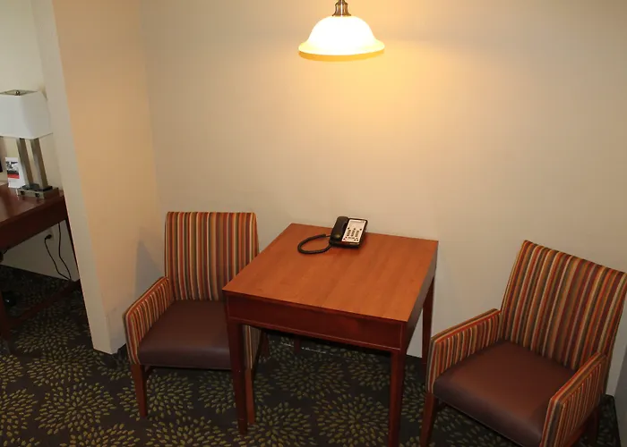 Holiday Inn Express Hotel & Suites Starkville, An Ihg Hotel