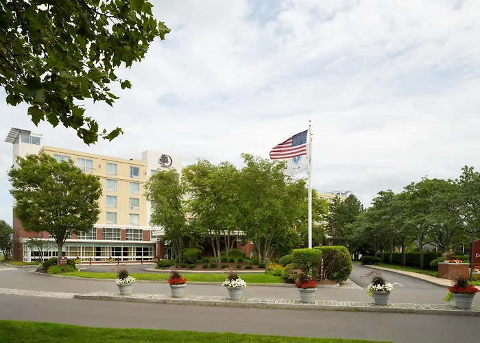 Doubletree By Hilton Hotel Boston Bayside