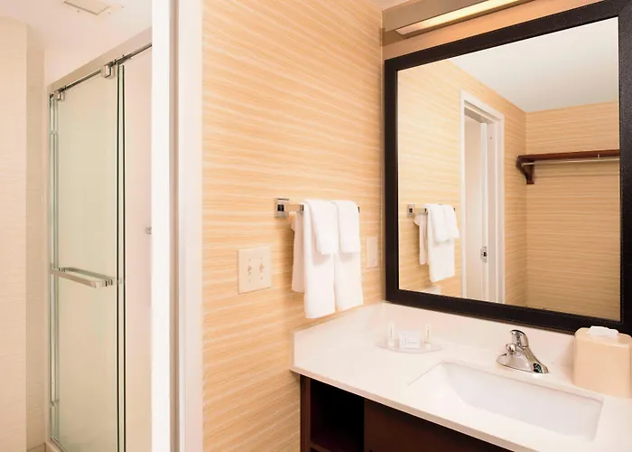 Fairfield Inn & Suites By Marriott Albany East Greenbush