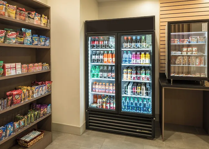 Holiday Inn Express & Suites Springfield By Ihg