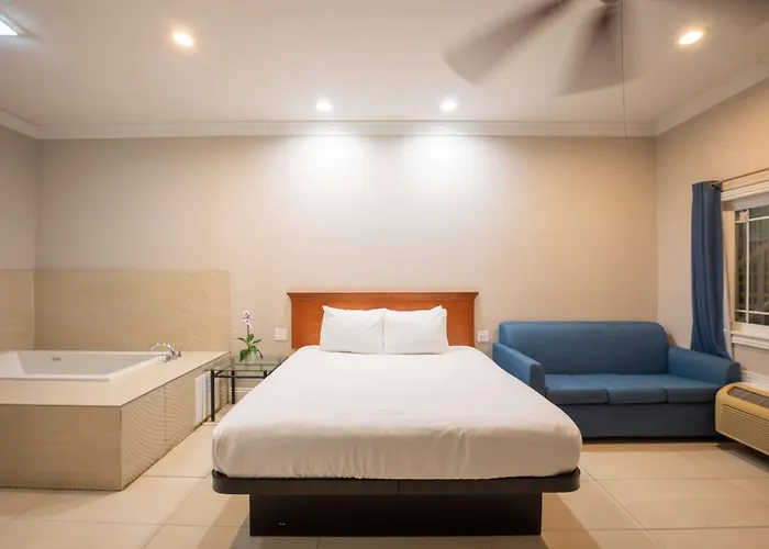 Ramada By Wyndham Redondo Beach