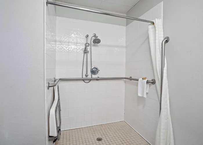 Blue Water Inn & Suites BW Signature Collection
