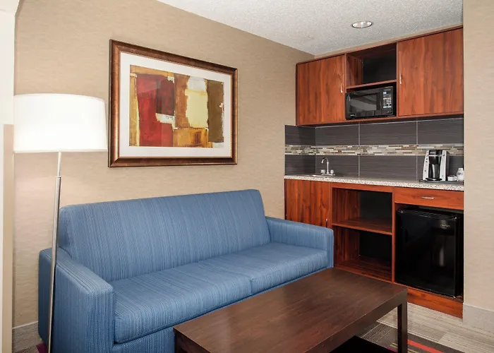 Holiday Inn Express Hotel & Suites Littleton By Ihg