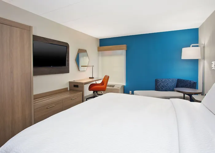 Holiday Inn Express Hotel & Suites Dover By Ihg