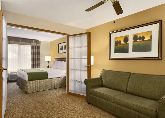 Country Inn & Suites By Radisson, Marion, Oh