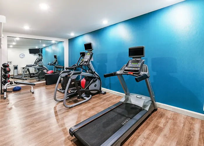 Holiday Inn Express & Suites Sulphur - Lake Charles By Ihg
