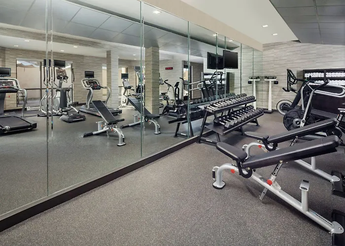 Courtyard By Marriott Dayton North